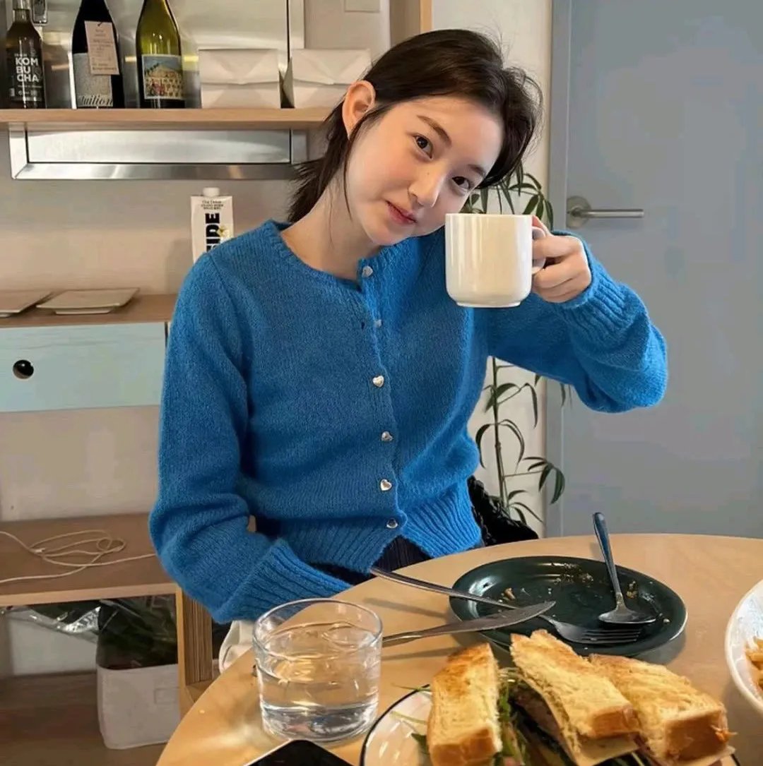 自由之缰:圣诞夜的马叫